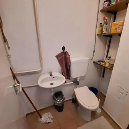 Várkapitány-lak Apartman Csesznek